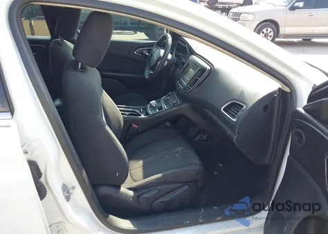 2016 Chrysler 200 Limited из США, поврежденный, VIN 1C3CCCAB3GN141488